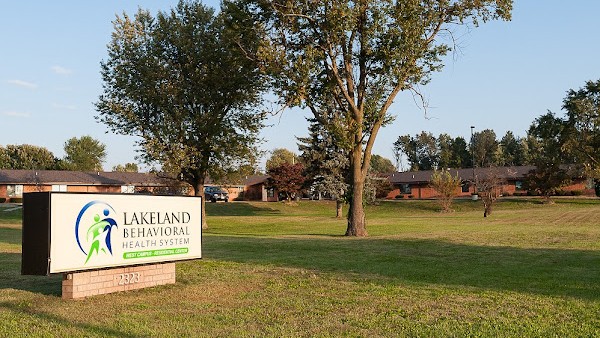 Lakeland Behavioral Health System - Grand Street, Springfield, Missouri, 65802