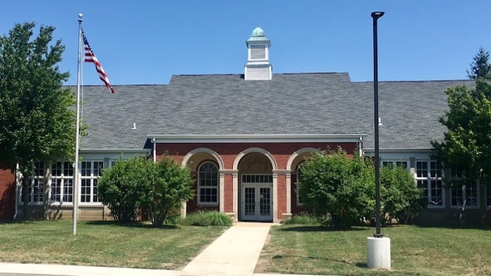 Baby Fold - Family Center, Normal, Illinois, 61761