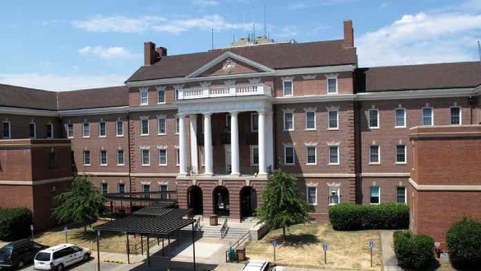 Veterans Health Care System of the Ozarks, Fayetteville, Arkansas, 72703