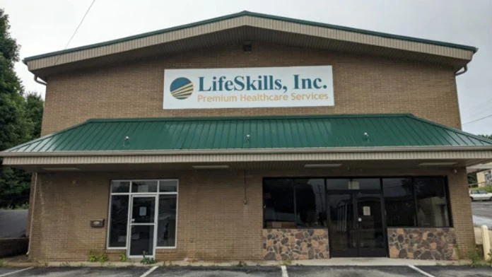 LifeSkills Service Center - Monroe County, Tompkinsville, Kentucky, 42167