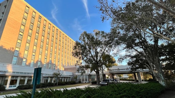 New Hanover Regional Medical Center, Wilmington, North Carolina, 28401