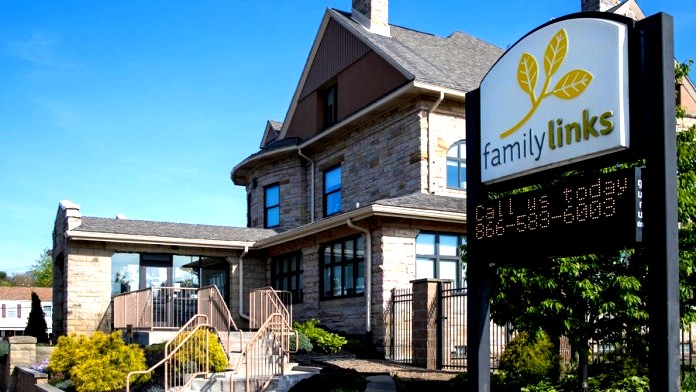 FamilyLinks - Highland Ave, Pittsburgh, Pennsylvania, 15206