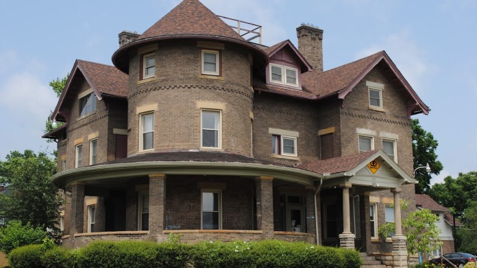 Huckleberry House, Columbus, Ohio, 43201