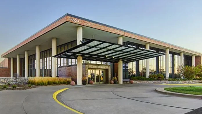 Fairview Health Services - 99th Avenue N., Maple Grove, Minnesota, 55369