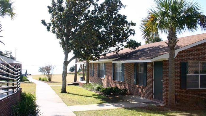 Twelve Oaks Recovery Center, Navarre, Florida, 32566