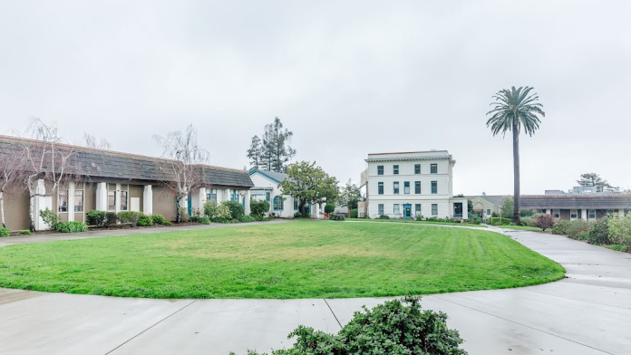 Fred Finch Youth Center, Oakland, California, 94602