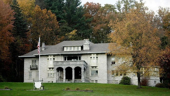 Turning Point, Franklin, Pennsylvania, 16323