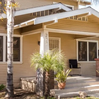 His House - Palm House Treatment Center, Upland, California, 91786