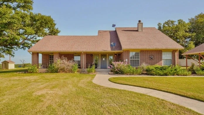 Avenues Recovery Center at Oklahoma, Tecumseh, Oklahoma, 74873