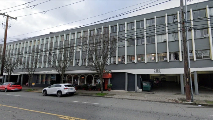 New Life, Seattle, Washington, 98102
