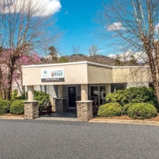 October Road, Asheville, North Carolina, 28805