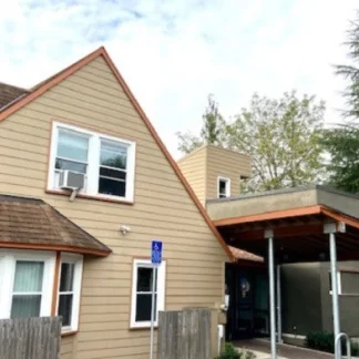 Luke Dorf, Tigard, Oregon, 97223