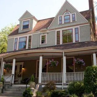 Monte Nido - Laurel Hill, Medford, Massachusetts, 02155