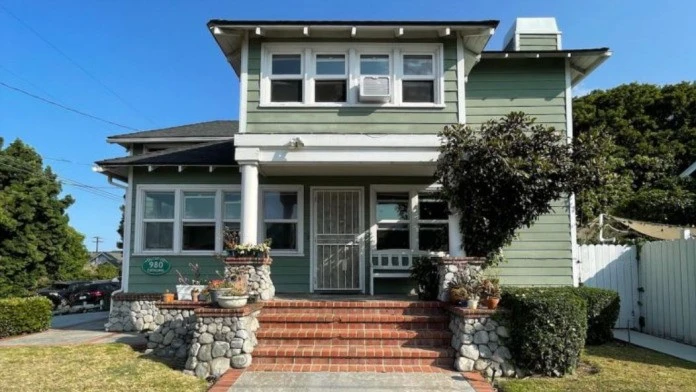 Childrens Crisis Residential Youth Shelter, Laguna Beach, California, 92651