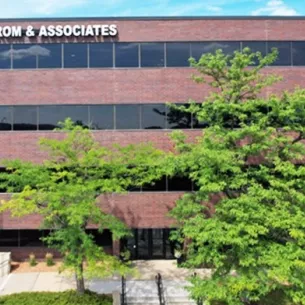 Nystrom and Associates - Minnetonka Clinic, Minnetonka, Minnesota, 55305