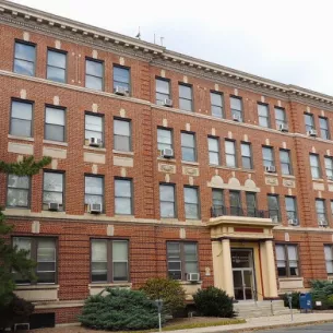 Roxbury Treatment Center, Chambersburg, Pennsylvania, 17201